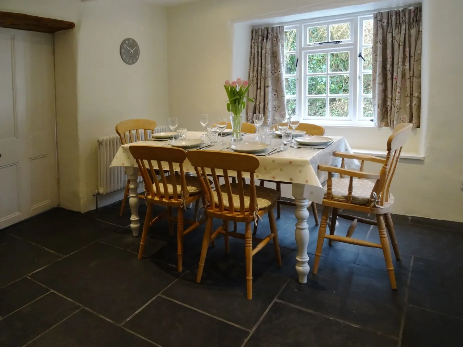 Kingbarth dining room